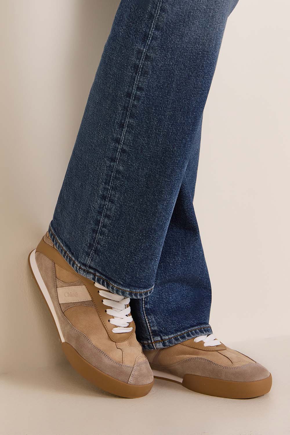 נעלי סניקרס זמש